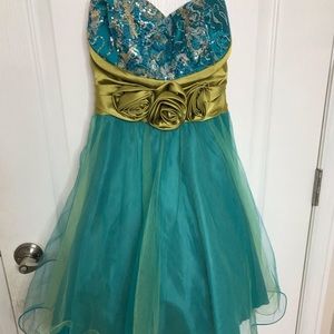 Teal and multicolored short dress